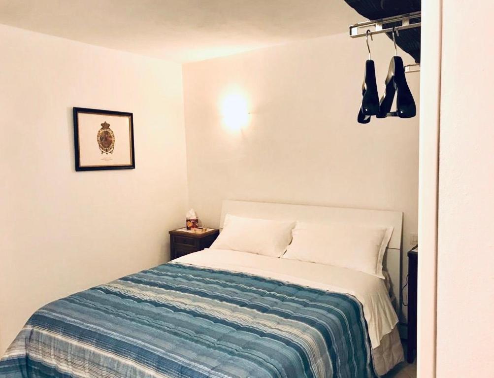Ferienwohnung Storico Ombelico Di Parma Exterior foto